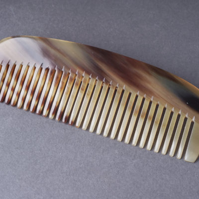 Kicsi ívelt szarufésű