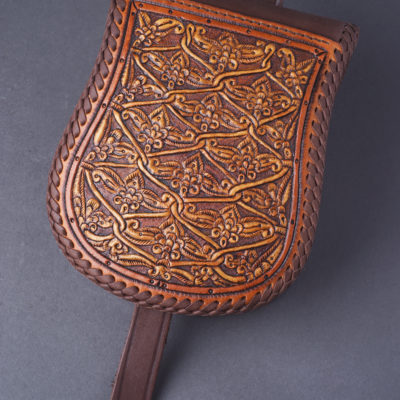 Bőrlemezes tarsoly galgóci mintával