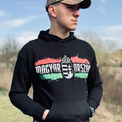 Harcos pulóver - Magyarország